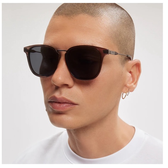 Quay Jackpot Remixed Sunglasses - Picture 2 of 6